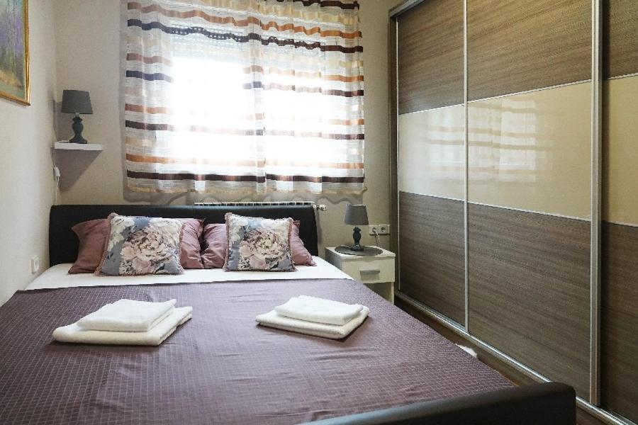 Apartman Gundulic วิงโคฟซี ภายนอก รูปภาพ