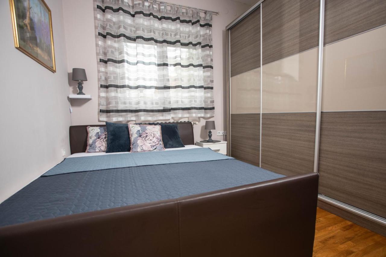Apartman Gundulic วิงโคฟซี ภายนอก รูปภาพ