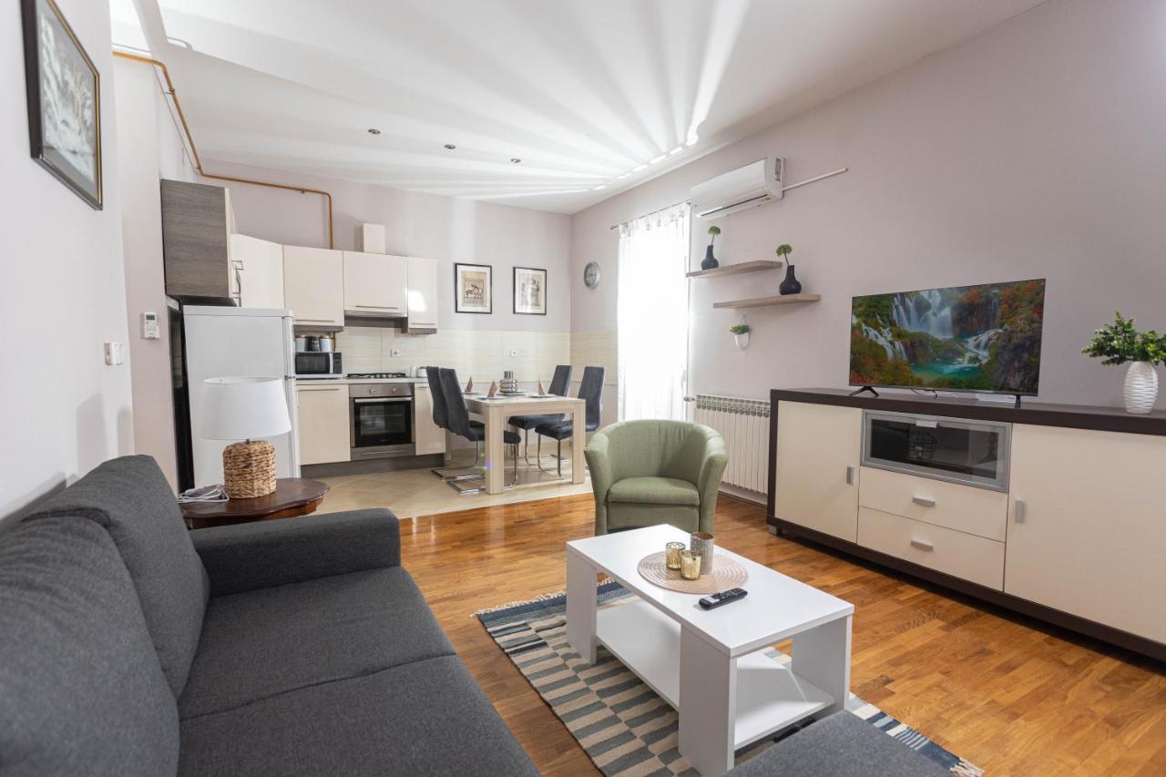 Apartman Gundulic วิงโคฟซี ภายนอก รูปภาพ