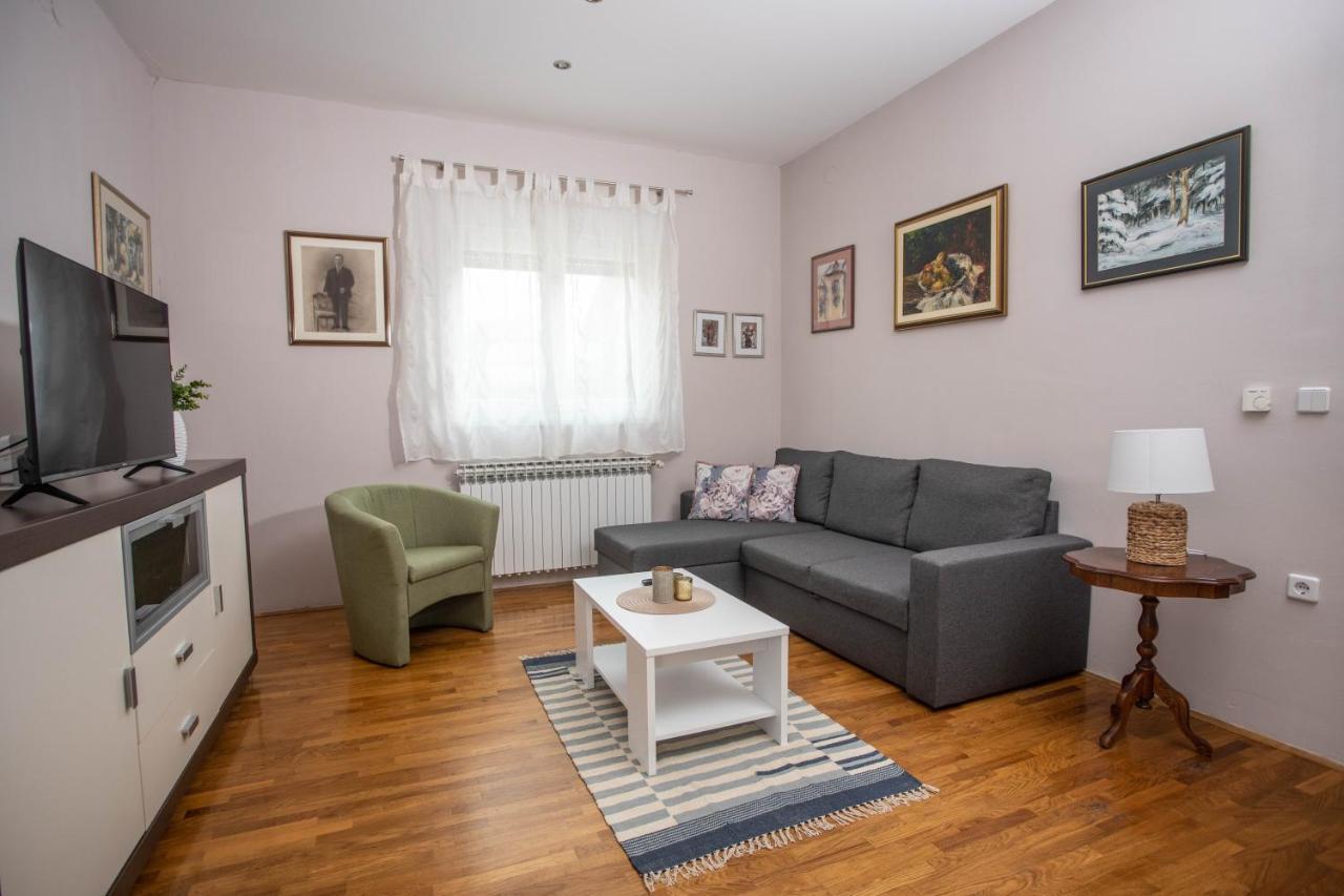 Apartman Gundulic วิงโคฟซี ภายนอก รูปภาพ